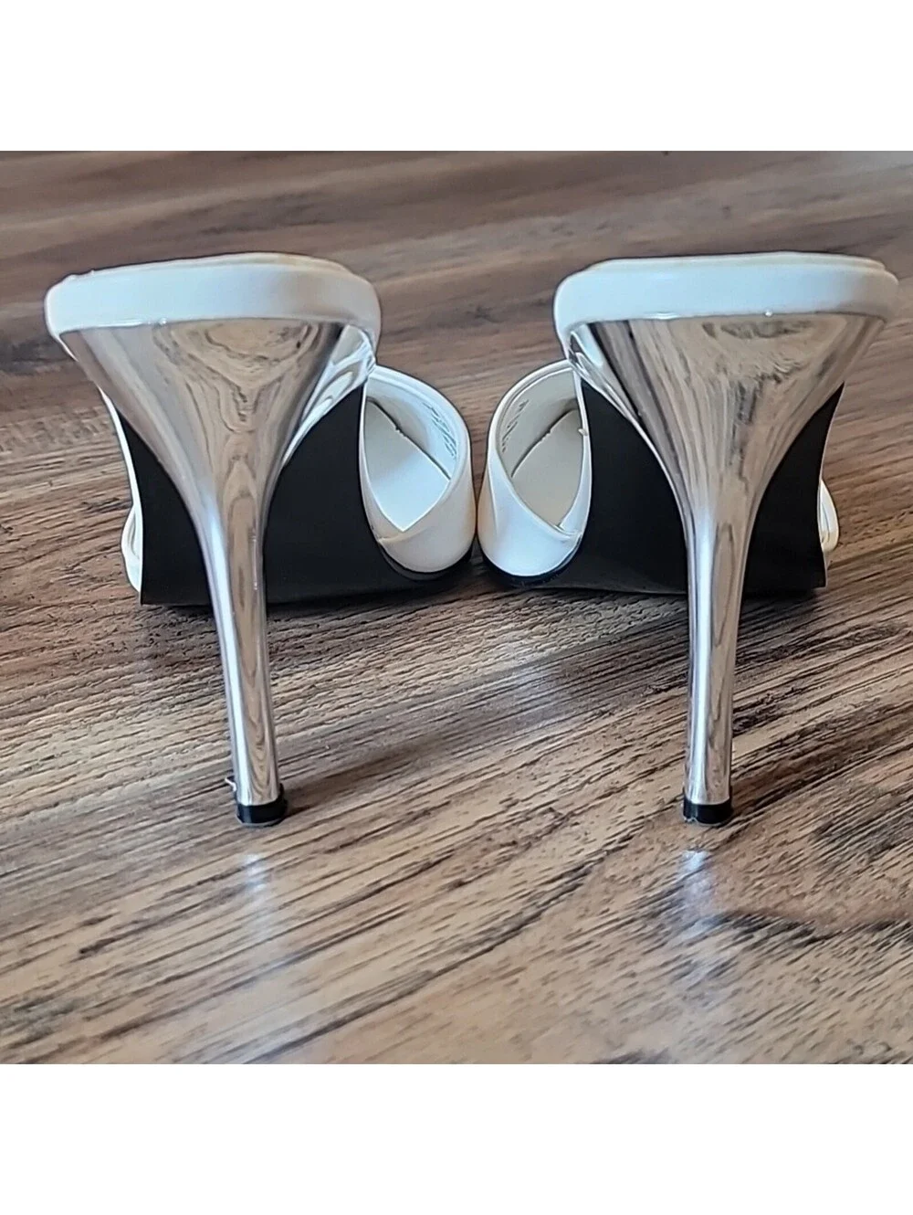 80s Vintage Frederick's of Hollywood White Women's Heels, Size 7, White & Silver